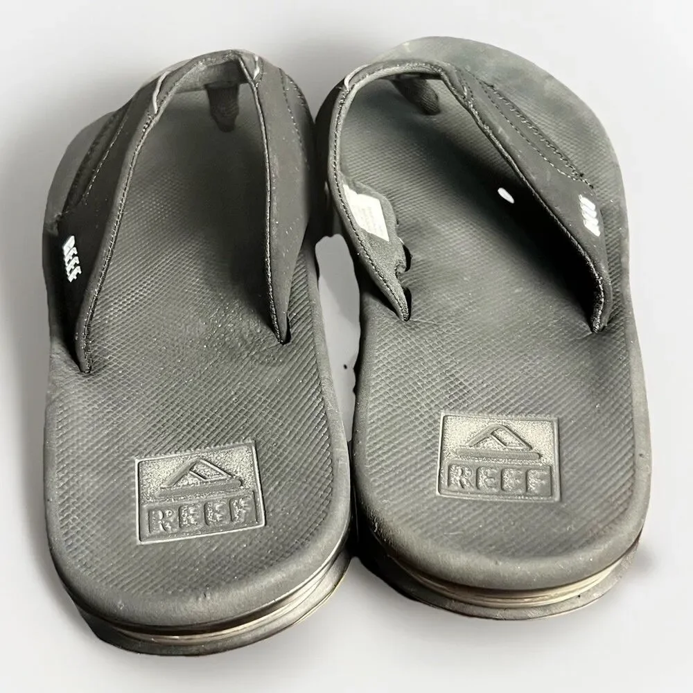 Reef Fanning Sandal Men’s 9 Charcoal Black With Bottle Opener‎